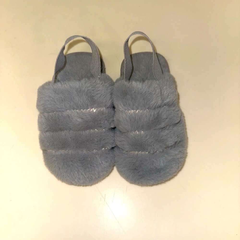 Size 11 Little Girl Slippers